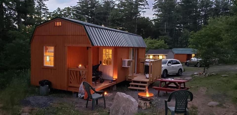 The Hideaway Tiny Cabin East Durham Ngoại thất bức ảnh